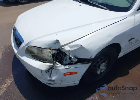 2004 Hyundai Elantra Gls/Gt z USA, uszkodzony, nr VIN KMHDN46D24U768979